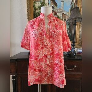 Worn Once-Pretty CeCe Coral  Spring Blouse!!🧡🌸